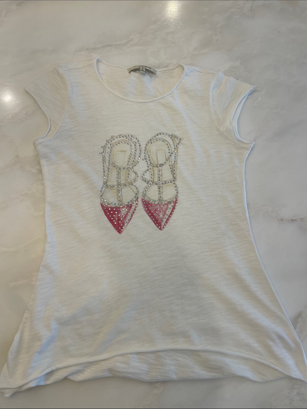Free Generation White Short-Sleeve Tee with Pink Studded Shoe Graphic-Size Small